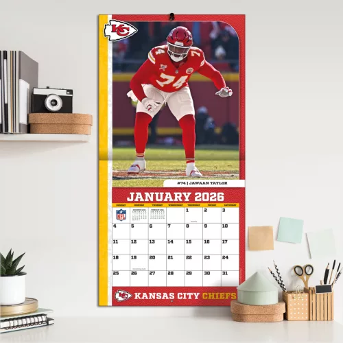 Kansas City Chiefs Fali naptár 2026 (30 x 60 cm)