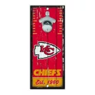 Chiefs - sörnyitó tábla/fából