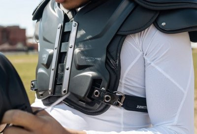 Xenith Velocity 2 Pro Light - Skill - QB/WR/RB/DB vállvédő