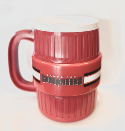 Buccaneers - Szurkolói korsó 1,3 liter